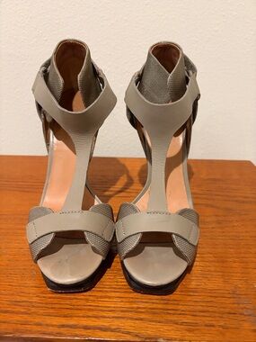 L.A.M.B. Beige/Khaki High Heel – Peep Toe, Textured Straps & Zipper Back